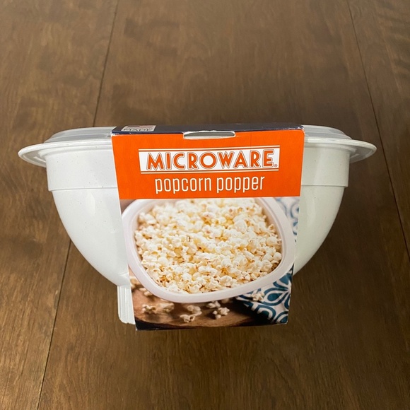 Nordic Ware Microwave Popcorn Popper 12 Cup White Brand New - Picture 5 of 5